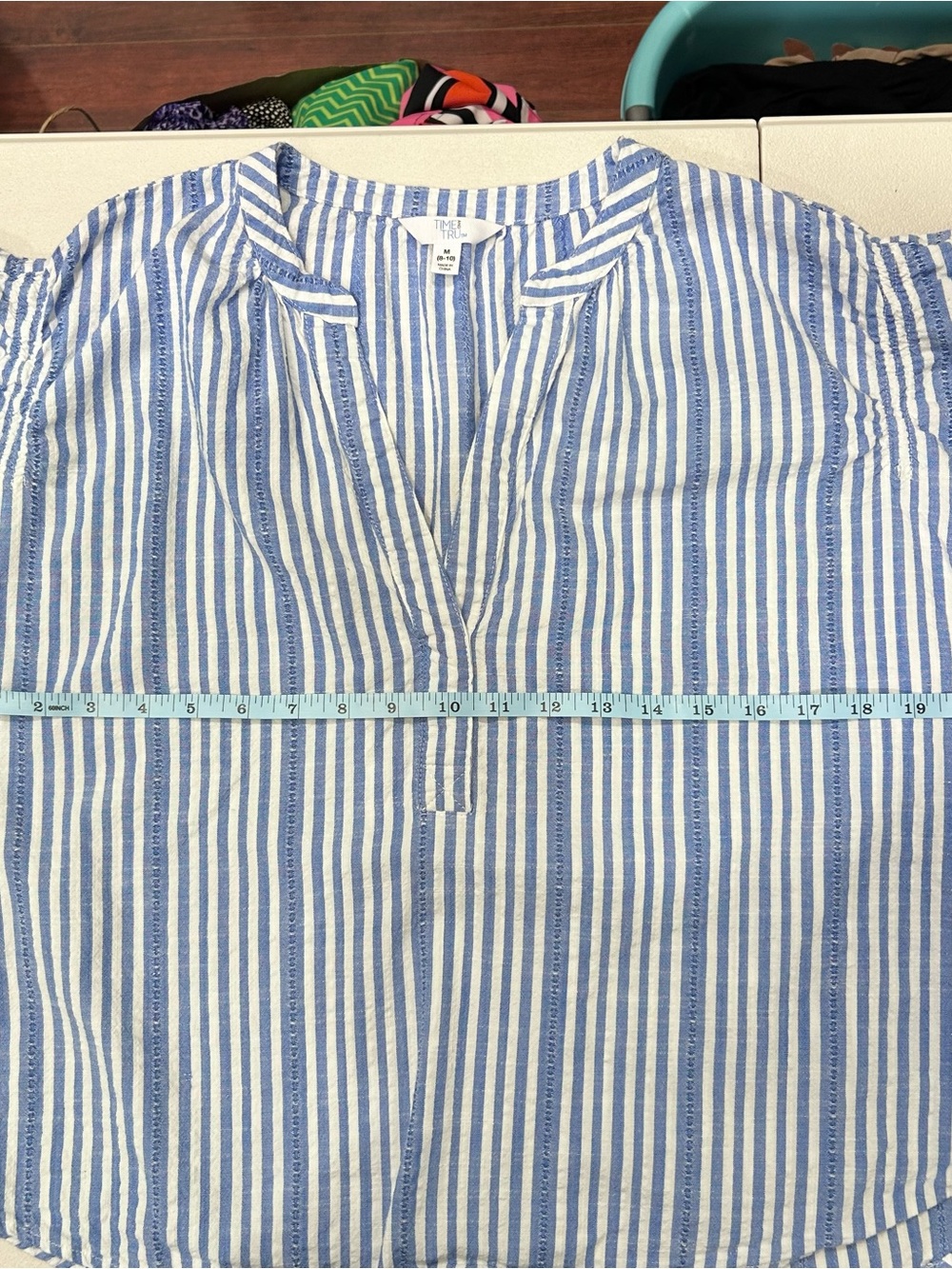 Time And Tru Women’s Flutter Sleeve Blue & White Striped Beachy Coastal Top MD - Picture 6 of 7